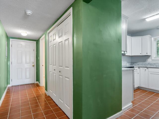 Photo of 905 Northlake Drive