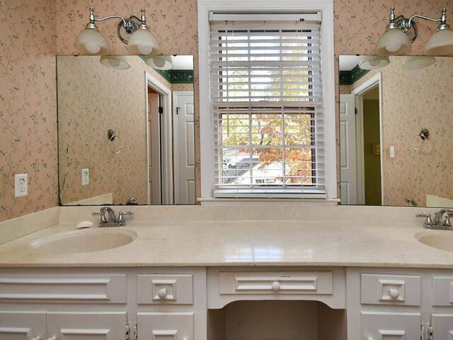 Photo of 301 Sagramore Lane