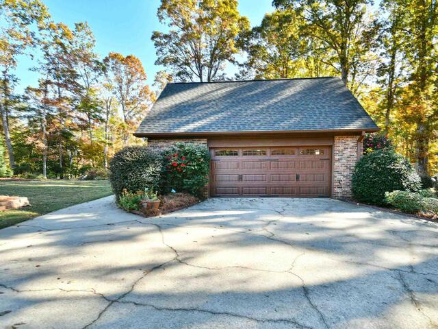 Photo of 301 Sagramore Lane