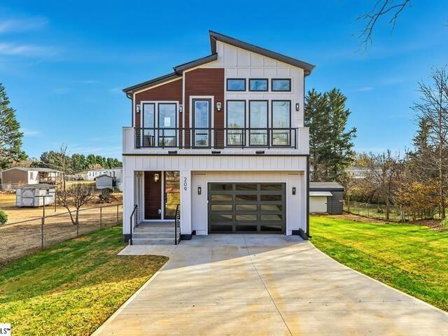 Photo of 209 Springdale Avenue