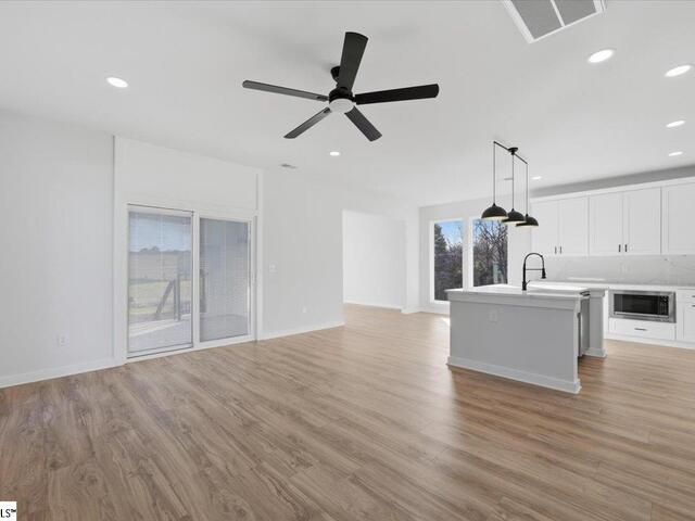 Photo of 209 Springdale Avenue