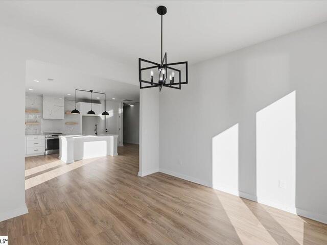 Photo of 209 Springdale Avenue