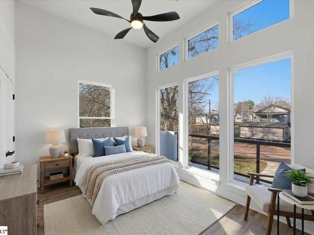 Photo of 209 Springdale Avenue