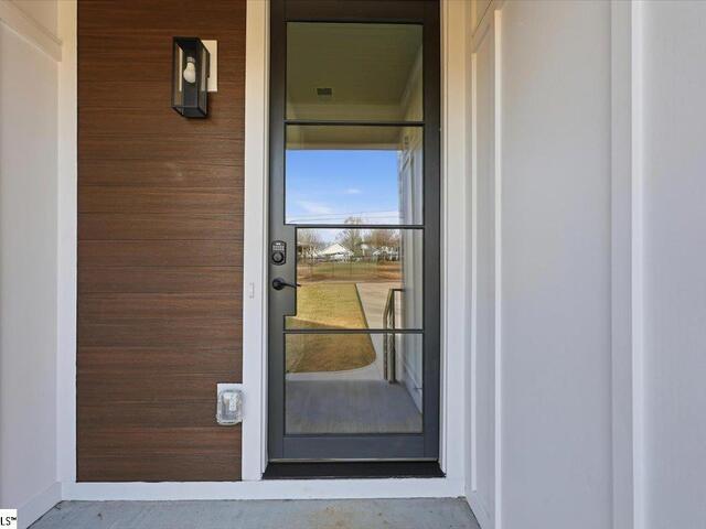 Photo of 209 Springdale Avenue