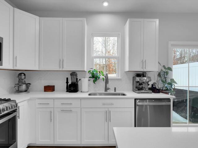 Photo of 418 Erbosco Drive