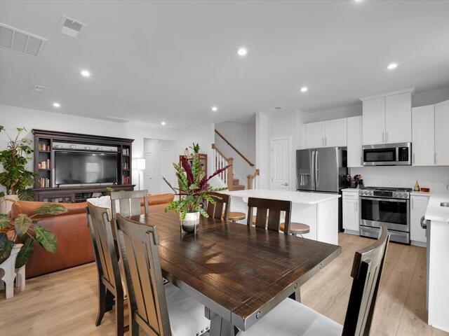 Photo of 418 Erbosco Drive