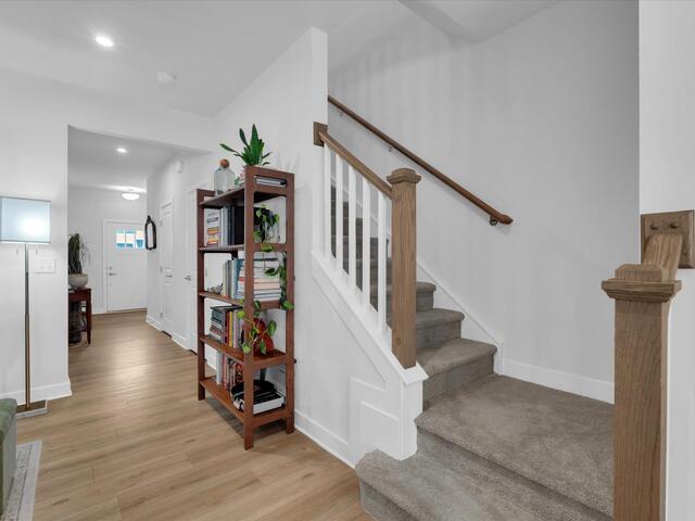 Photo of 418 Erbosco Drive