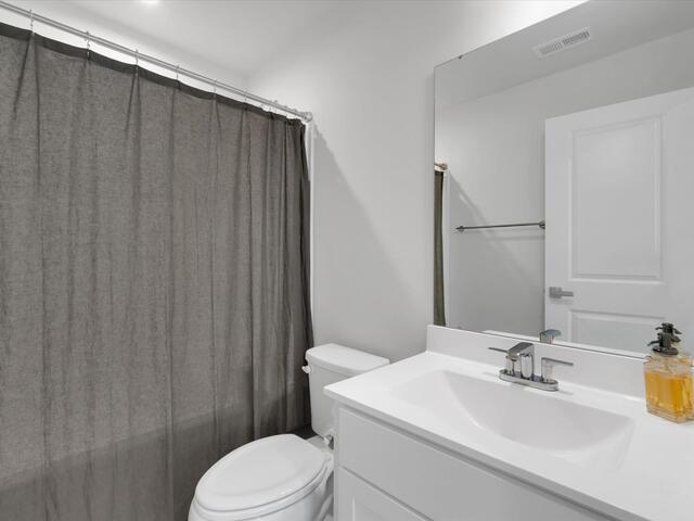 Photo of 418 Erbosco Drive