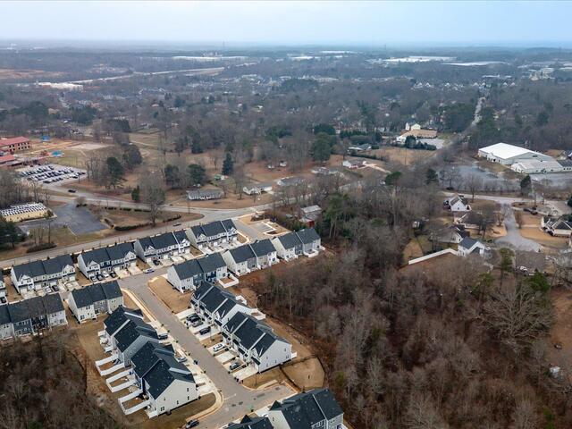 Photo of 418 Erbosco Drive