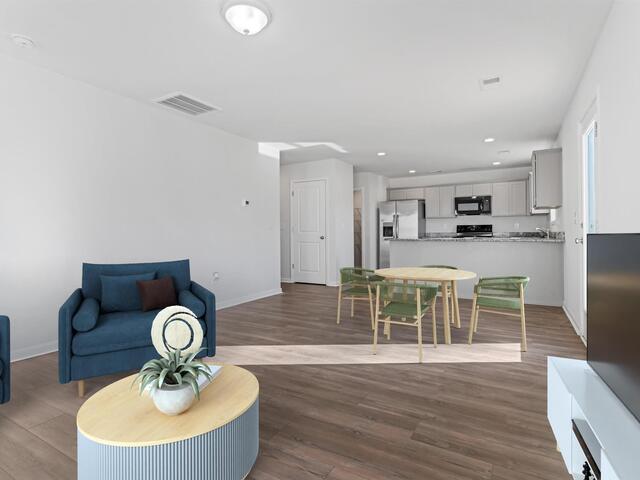 Photo of 464 Grantham Court