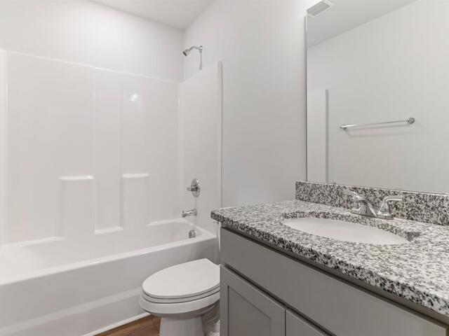 Photo of 464 Grantham Court