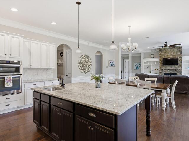 Photo of 20 Quiet Creek Court