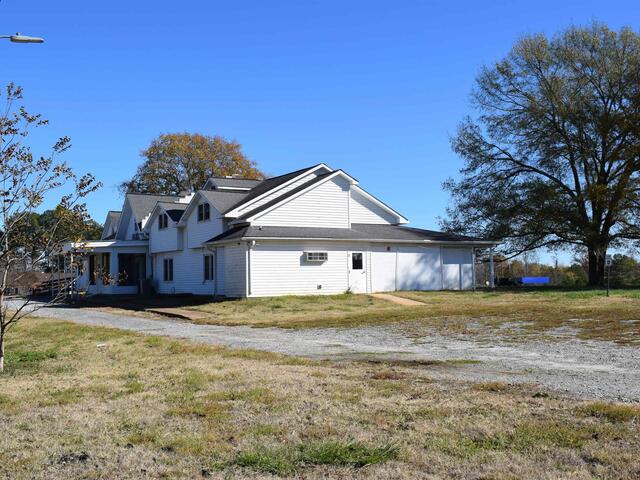 Photo of 2470 Old Mill Road