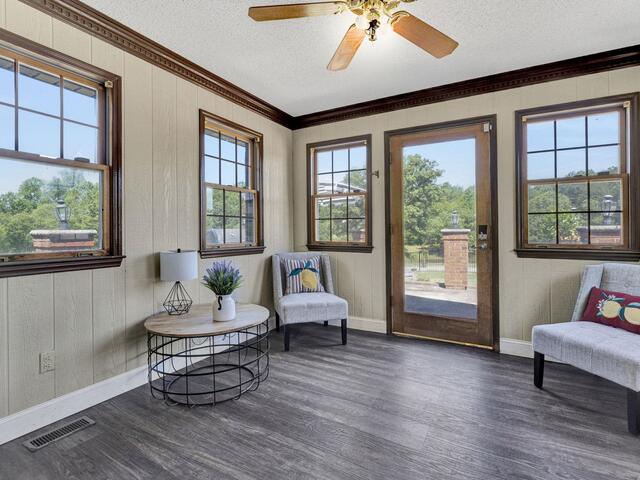 Photo of 206 Taylor Road