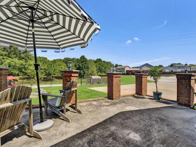 Photo of 206 Taylor Road