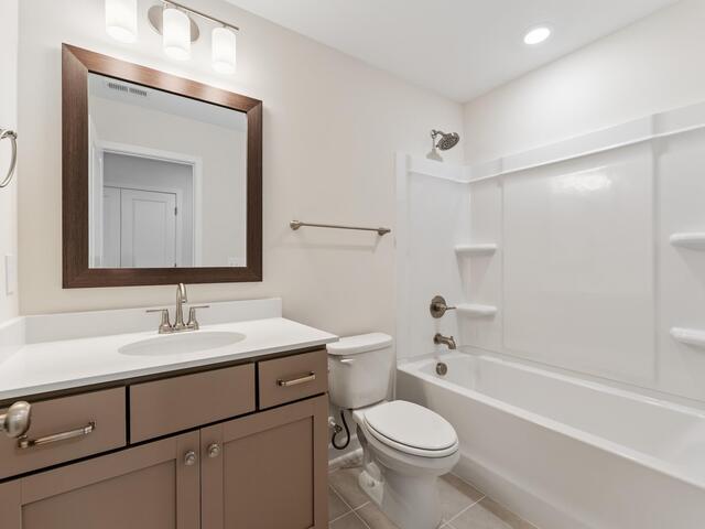 Photo of 110 Lakeside Drive