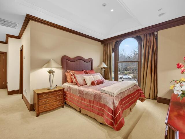 Photo of 101 Tuscany Way