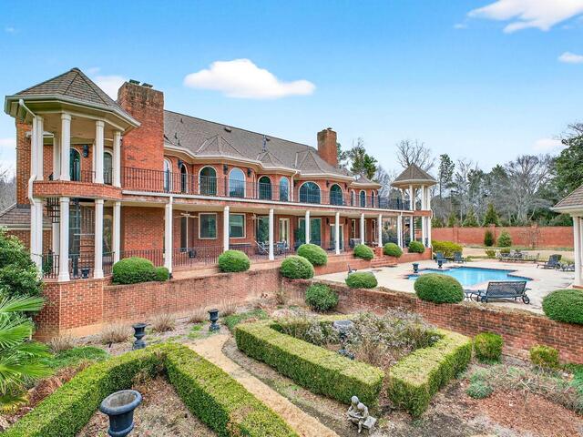 Photo of 101 Tuscany Way