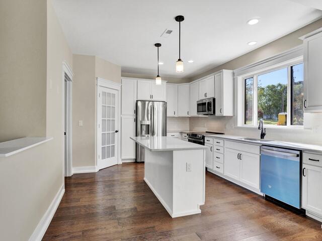 Photo of 892 Chrenshaw Street