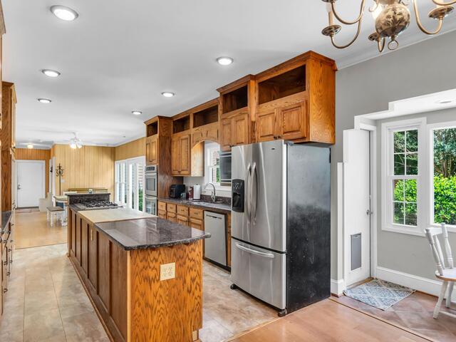 Photo of 414 Giggle Drive