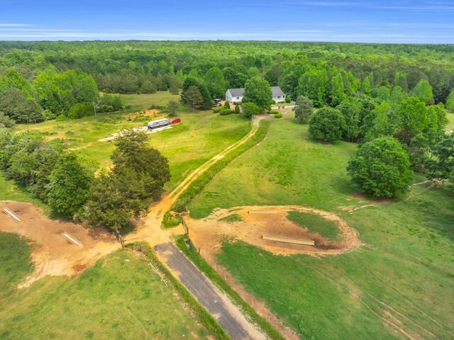 Photo of 414 Giggle Drive