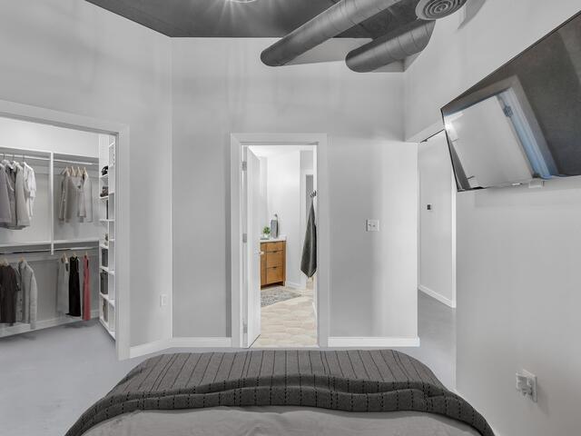 Photo of 927 S Main Street