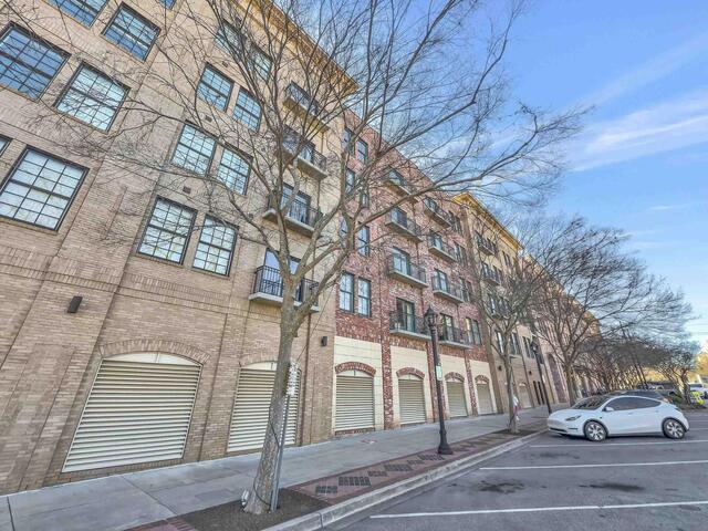 Photo of 927 S Main Street