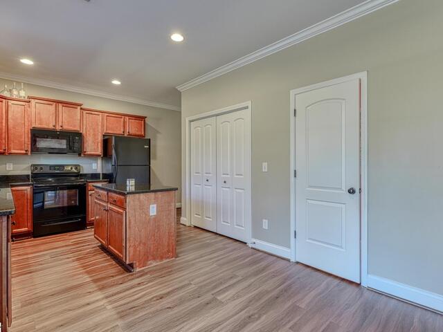 Photo of 438 Woodbark Court