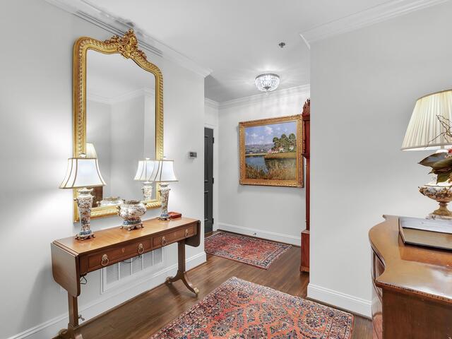 Photo of 400 N Main Street