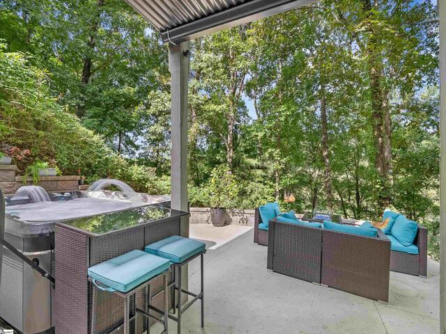 Photo of 119 Foxboro Road