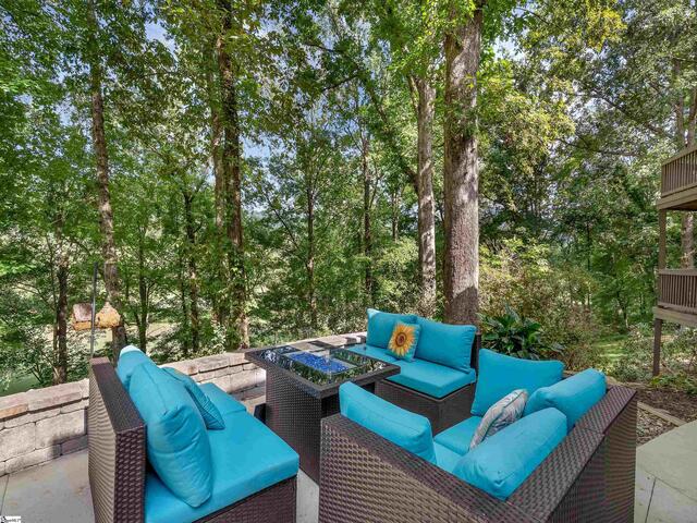 Photo of 119 Foxboro Road