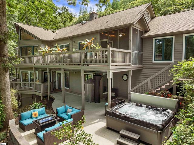 Photo of 119 Foxboro Road