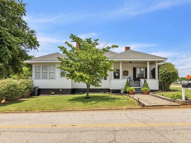 Photo of 1 Lawrence Street