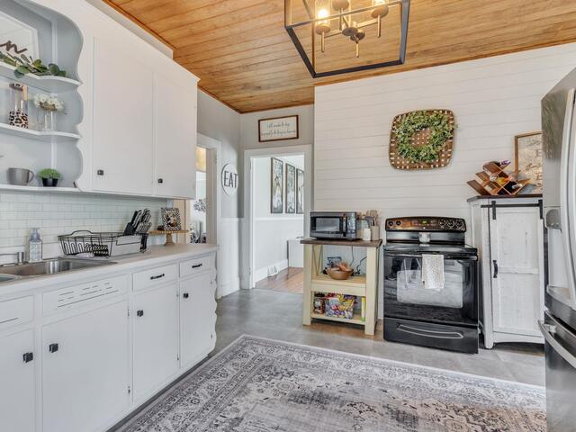 Photo of 1 Lawrence Street