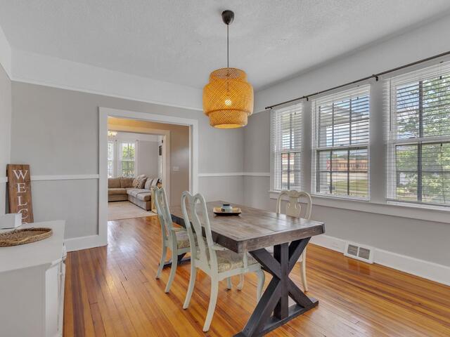 Photo of 1 Lawrence Street