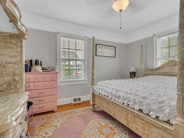 Photo of 1 Lawrence Street