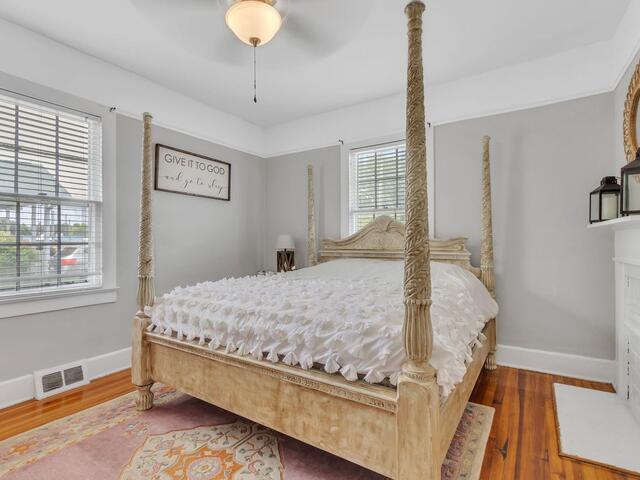 Photo of 1 Lawrence Street