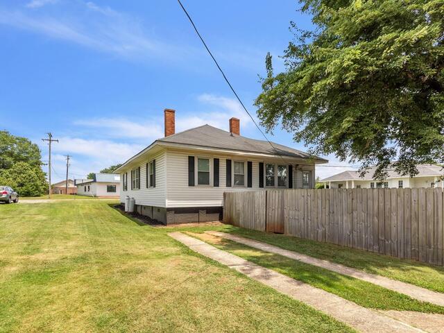 Photo of 1 Lawrence Street