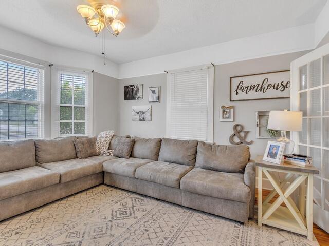 Photo of 1 Lawrence Street