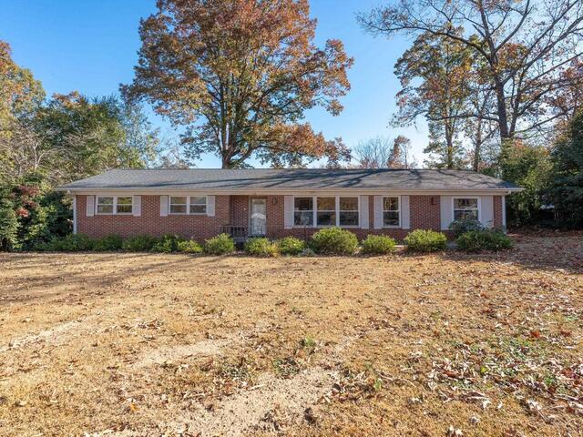 Photo of 112 Dogwood Drive