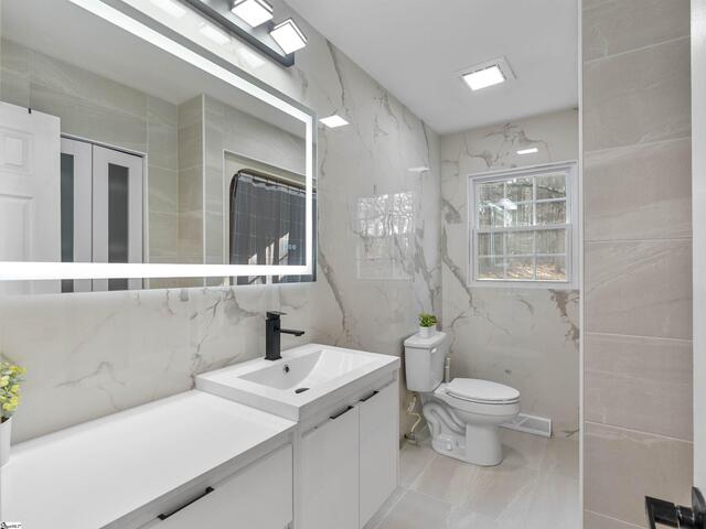 Photo of 220 Pleasant Drive