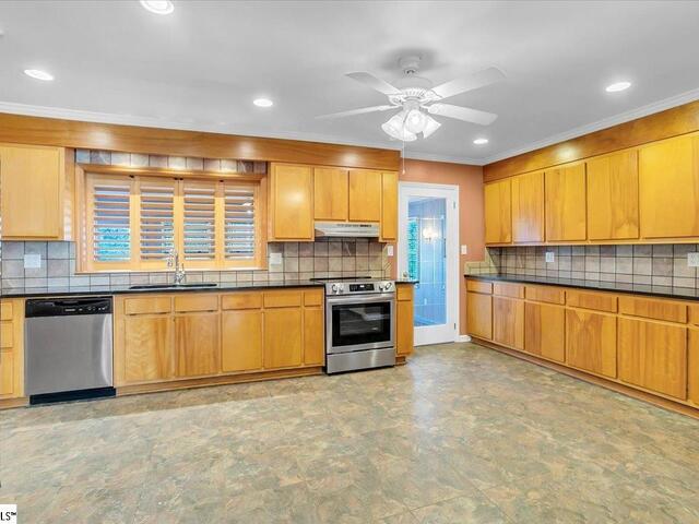 Photo of 17 Rollingreen Road