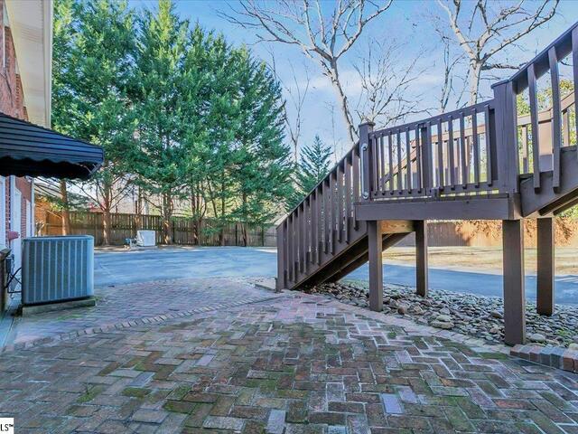 Photo of 17 Rollingreen Road