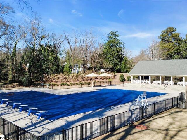 Photo of 17 Rollingreen Road