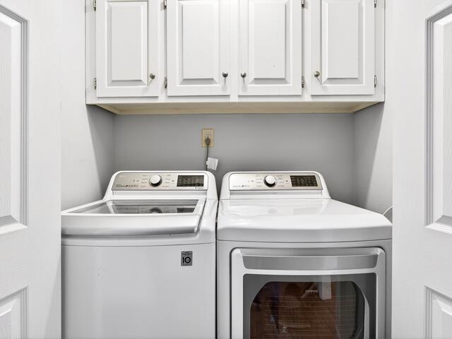 Photo of 304 Deepwood Drive