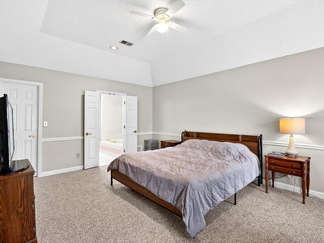 Photo of 304 Deepwood Drive