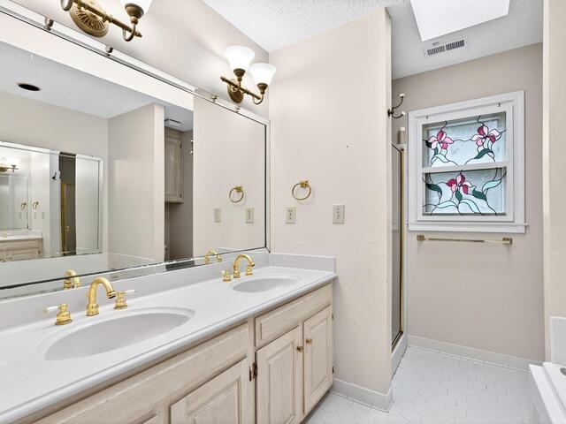 Photo of 304 Deepwood Drive