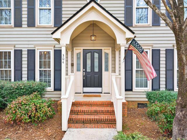 Photo of 304 Deepwood Drive