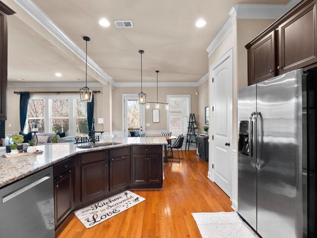 Photo of 24 Grove Valley Way