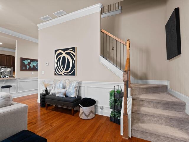 Photo of 24 Grove Valley Way